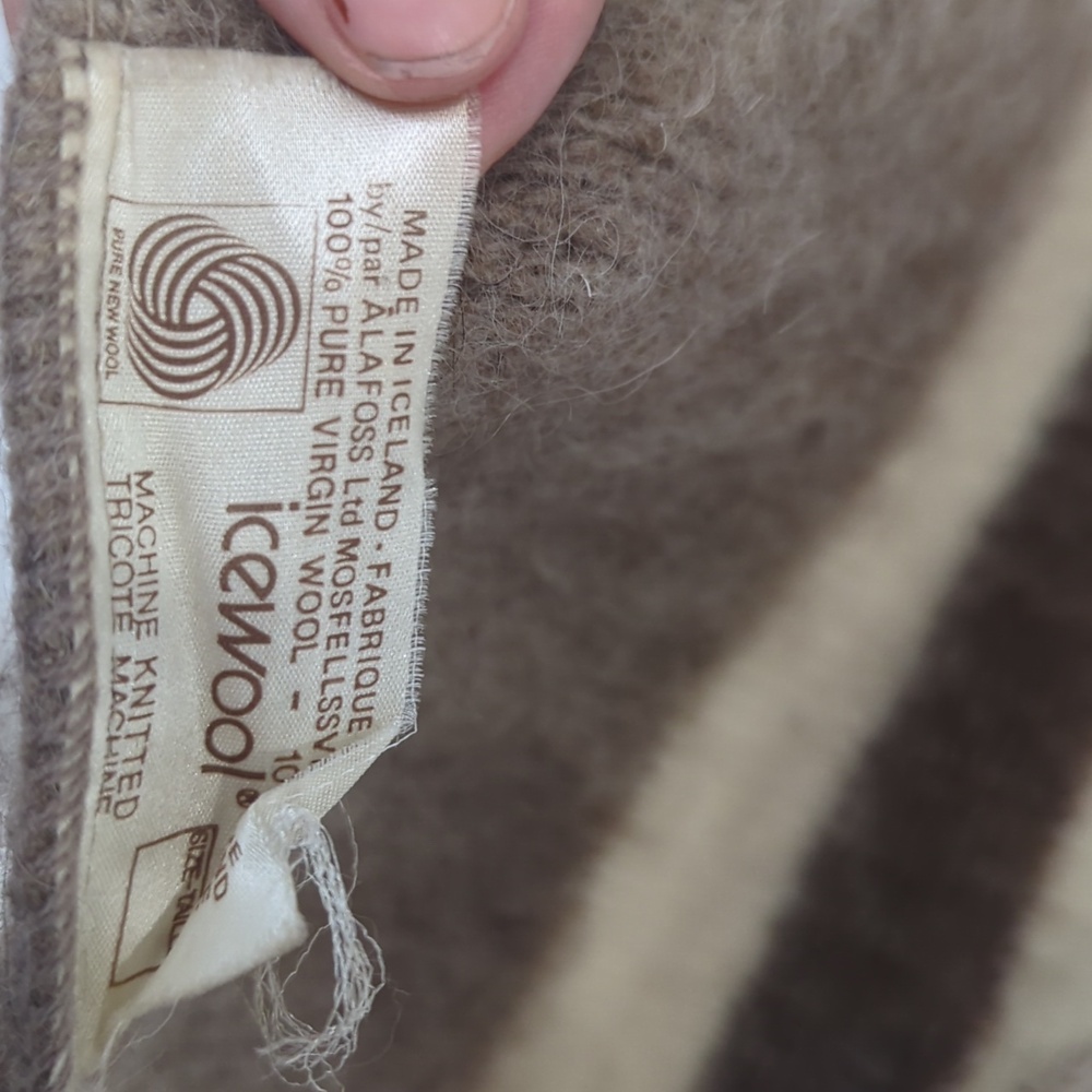 Vintage Icelandic Striped Cream/ Brown Wool Scarf - Picture 2 of 4